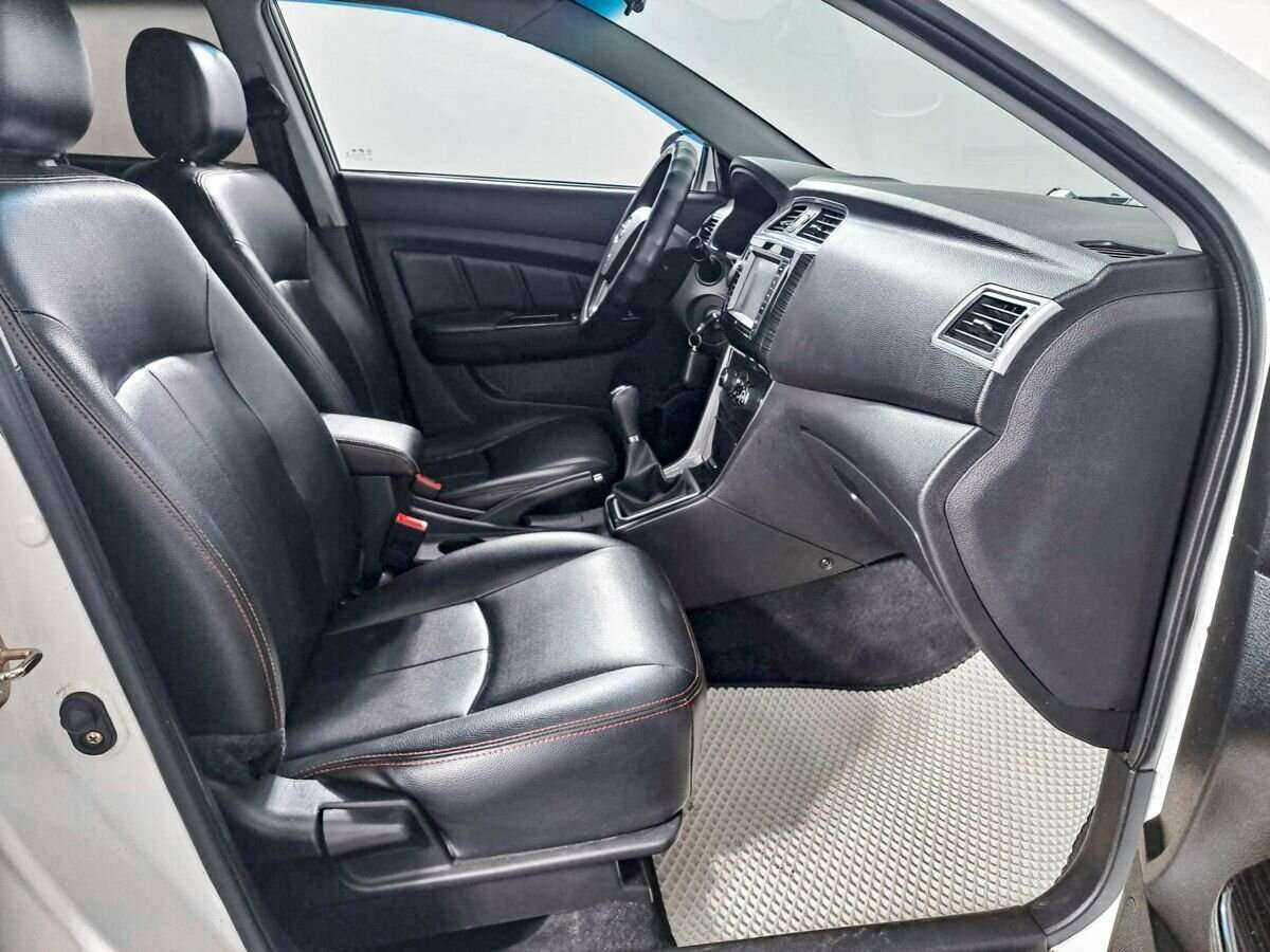 Лифан Солано б/у, 2016, Механическая. Фото: #8