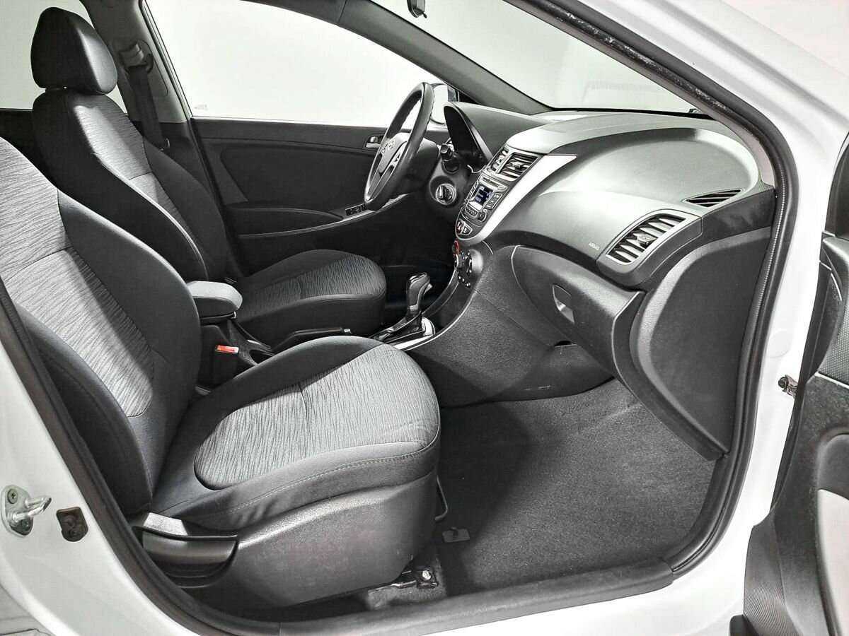 Хендай Солярис б/у, 2015, Автоматическая. Фото: #6