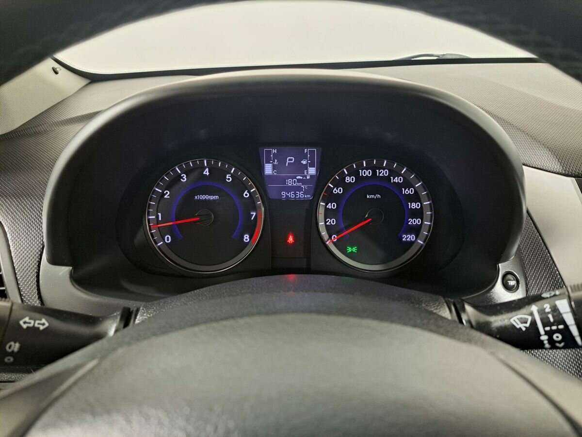 Хендай Солярис б/у, 2015, Автоматическая. Фото: #10