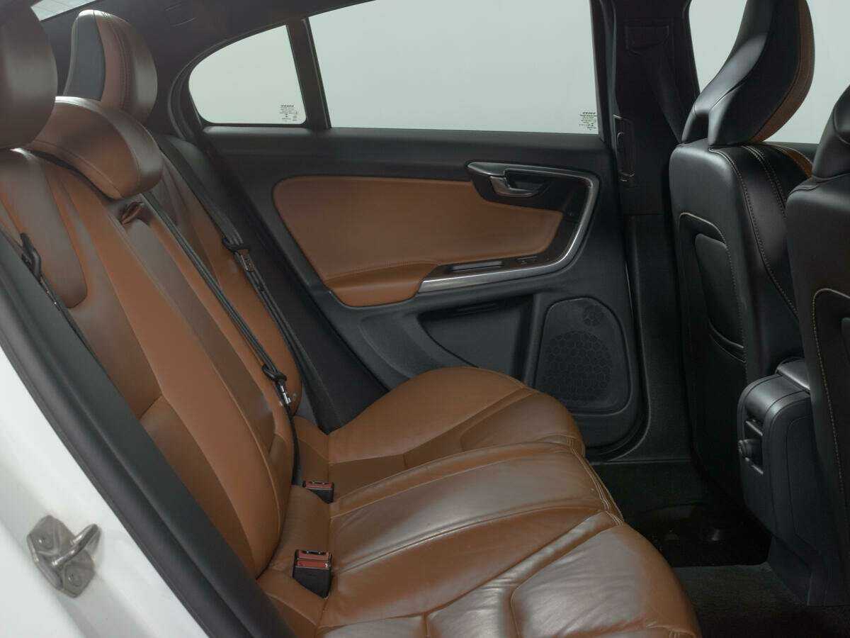 Вольво С60 б/у, 2014, Автоматическая. Фото: #10