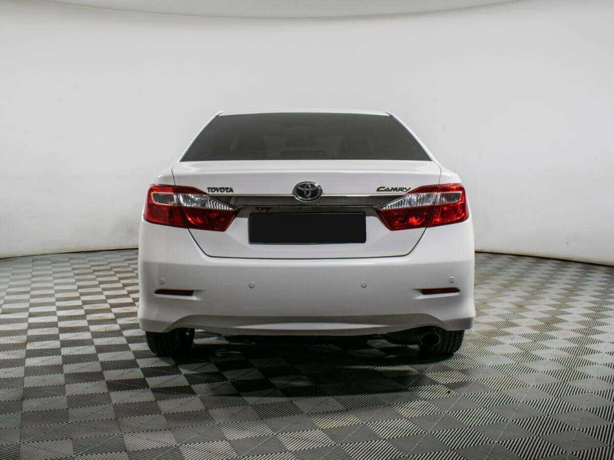 Тойота Камри б/у, 2014, Автоматическая. Фото: #5
