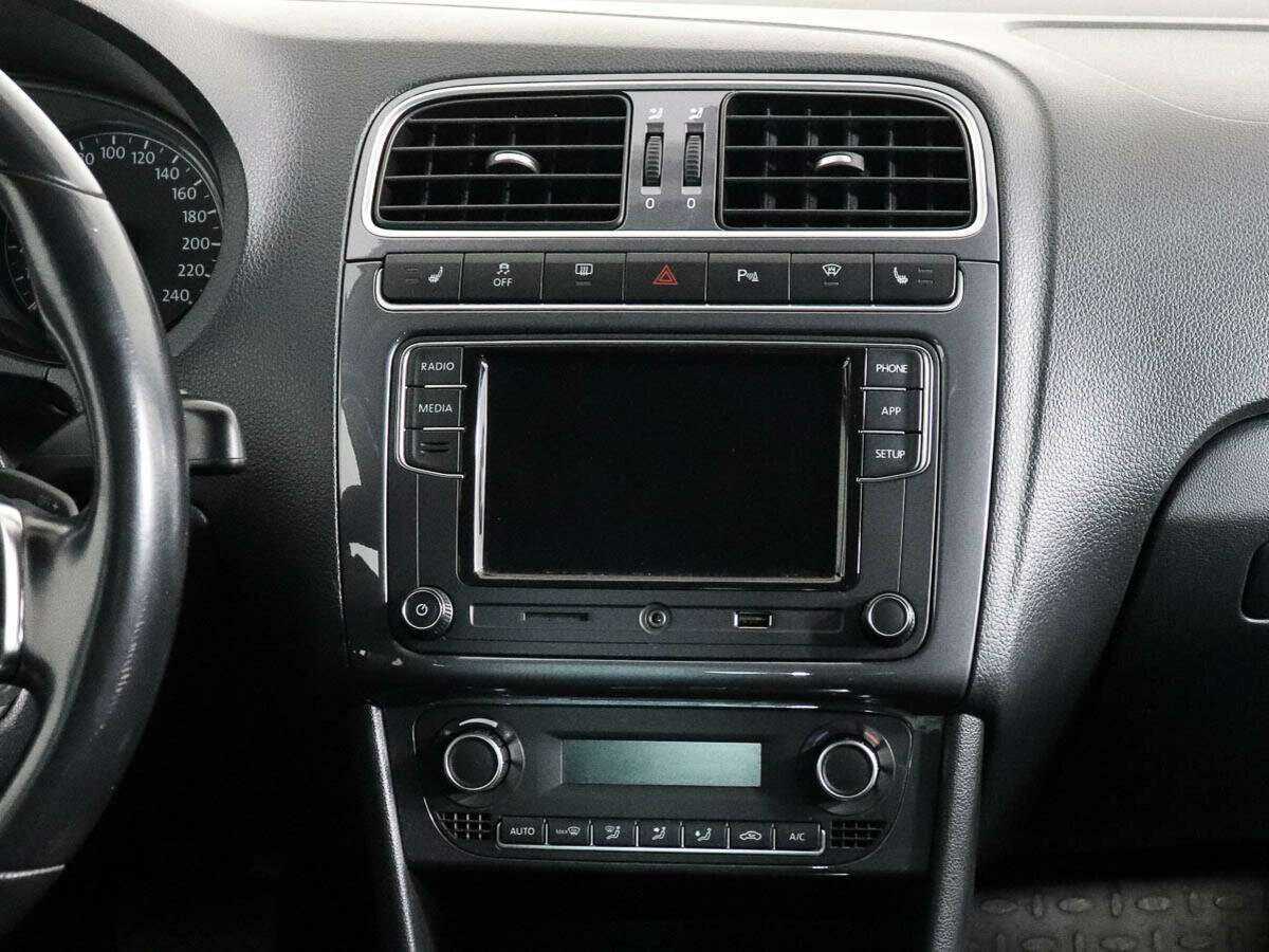 Фольксваген Поло б/у, 2019, Роботизированная. Фото: #11