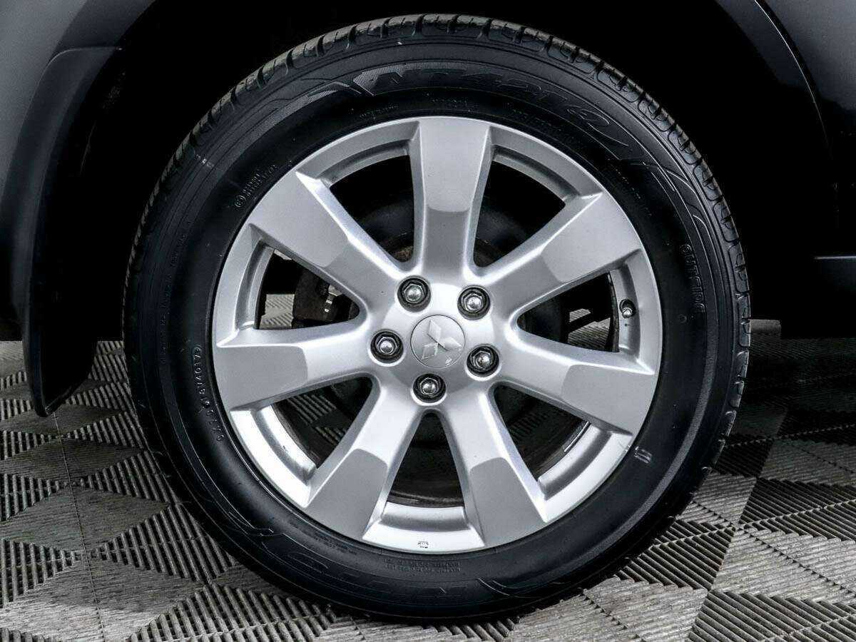 Митсубиши Оутлэндер б/у, 2012, Автоматическая. Фото: #13