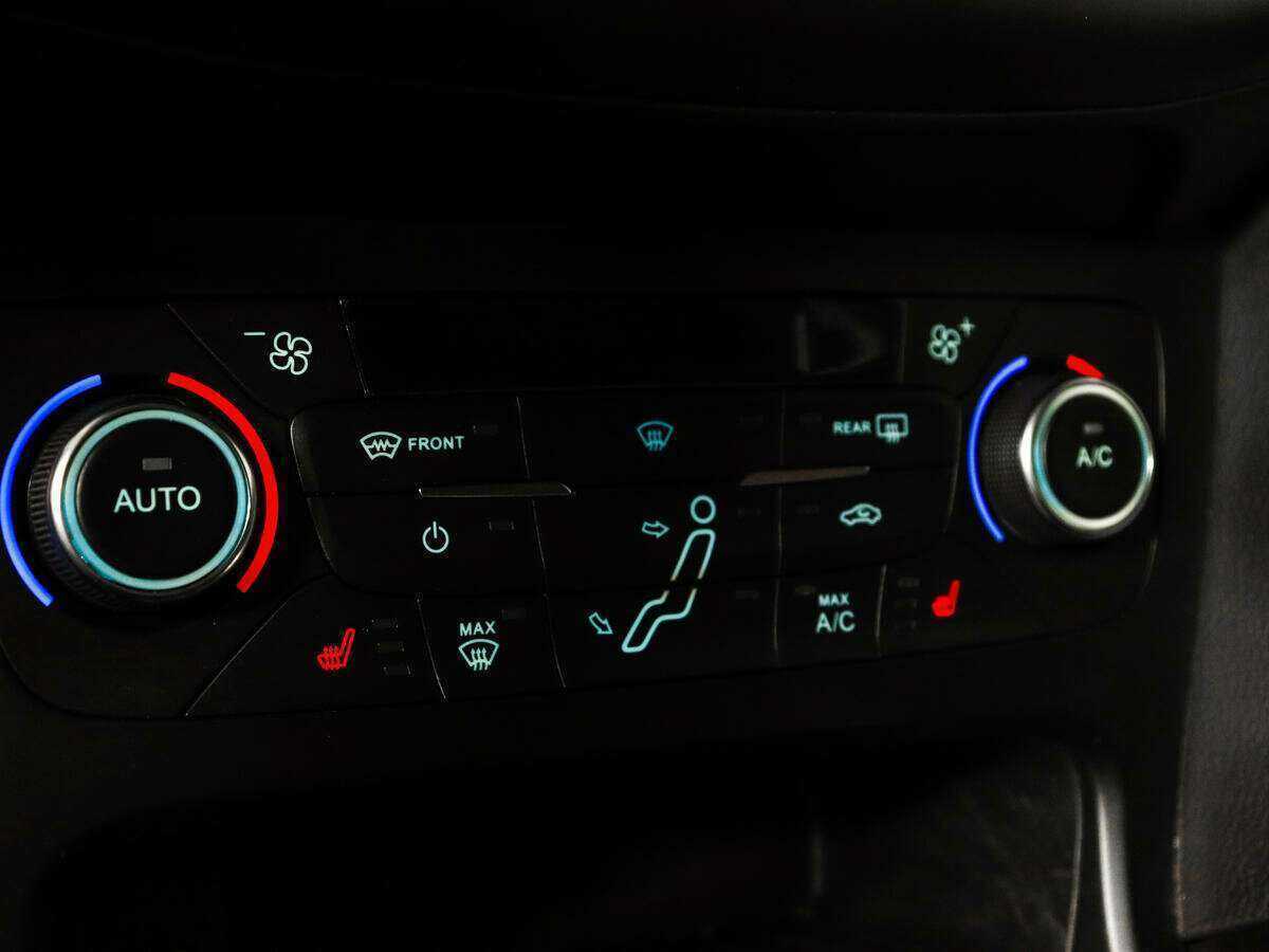 Форд Фокус б/у, 2017, Автоматическая. Фото: #14