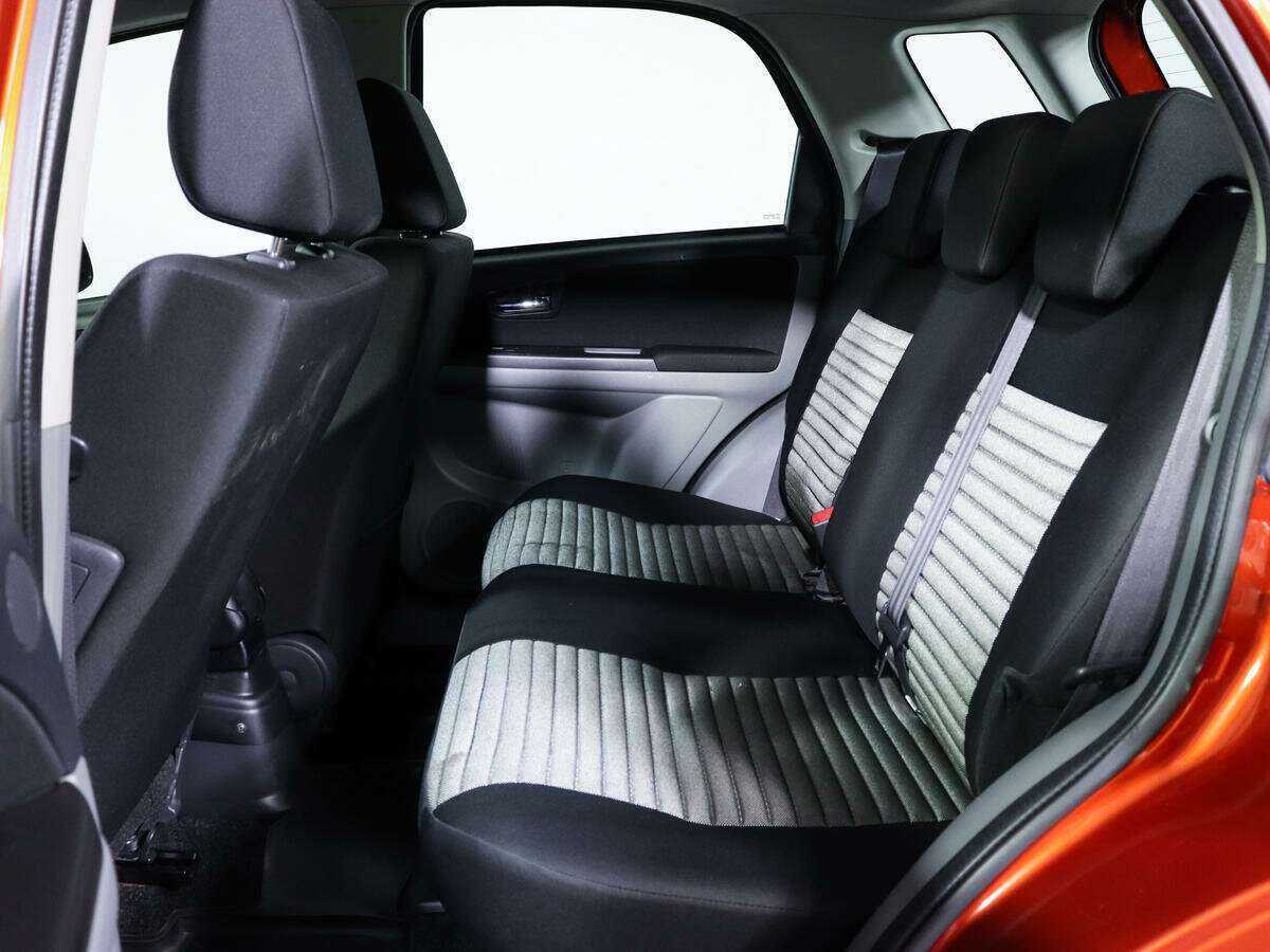 Сузуки С-Икс4 б/у, 2013, Автоматическая. Фото: #7