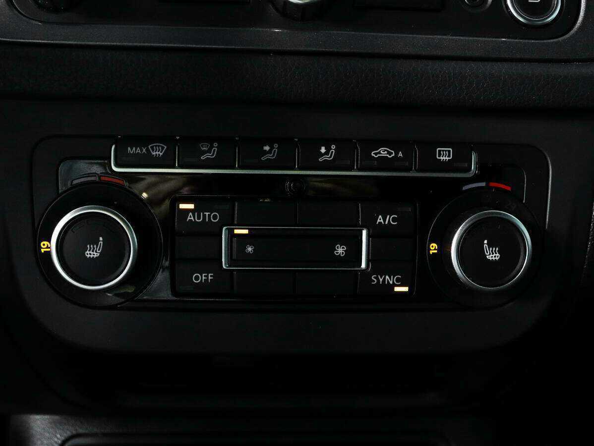 Фольксваген Тигуан б/у, 2012, Автоматическая. Фото: #12