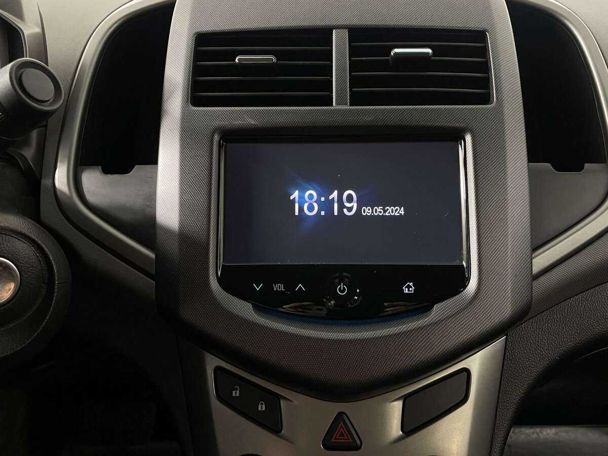 Шевроле Авео б/у, 2015, Автоматическая. Фото: #9