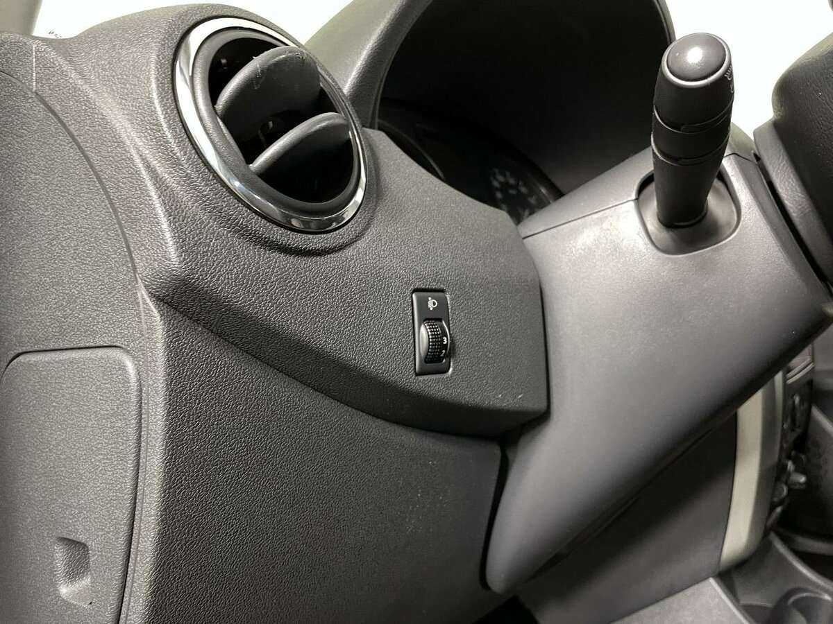 Ниссан Альмера б/у, 2013, Автоматическая. Фото: #8