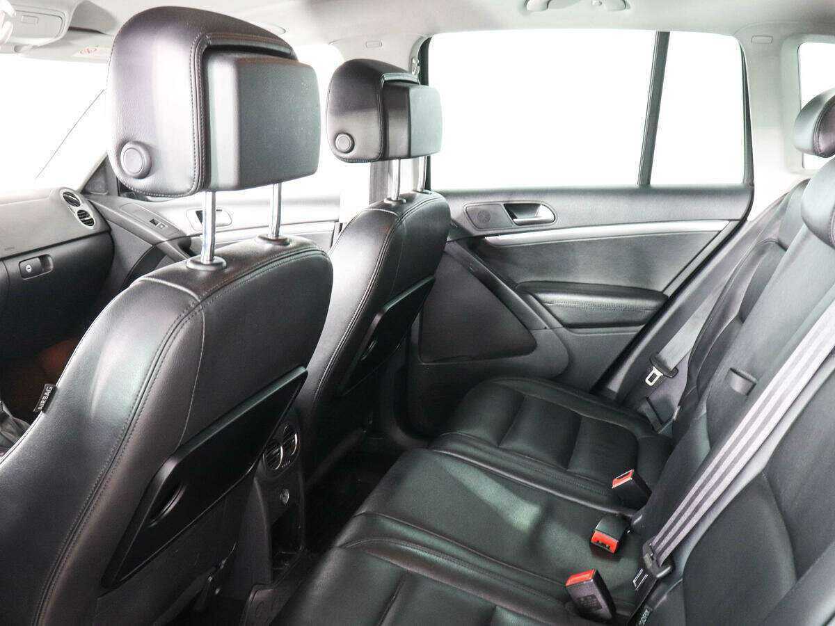 Фольксваген Тигуан б/у, 2012, Автоматическая. Фото: #7