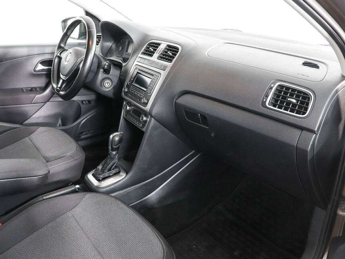 Фольксваген Поло б/у, 2016, Автоматическая. Фото: #8