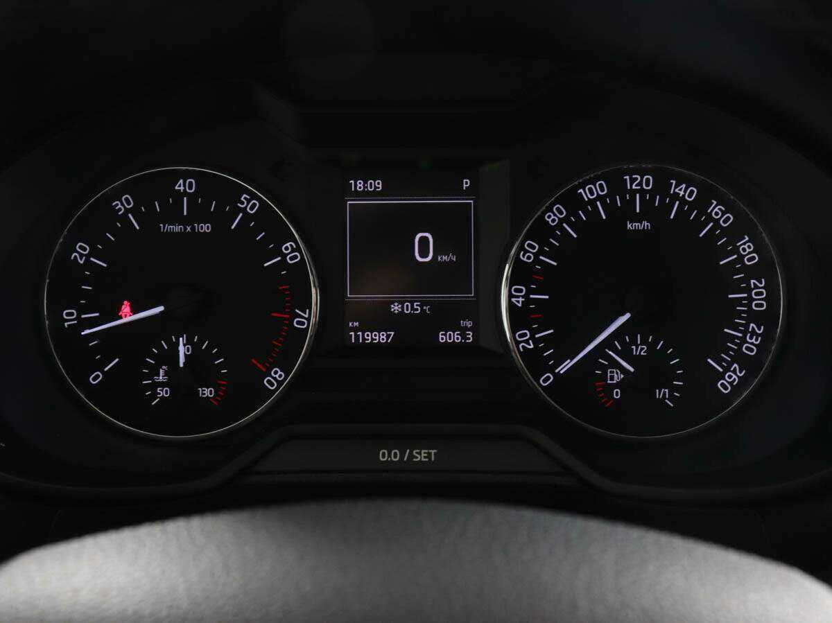 Шкода Октавия б/у, 2014, Роботизированная. Фото: #11