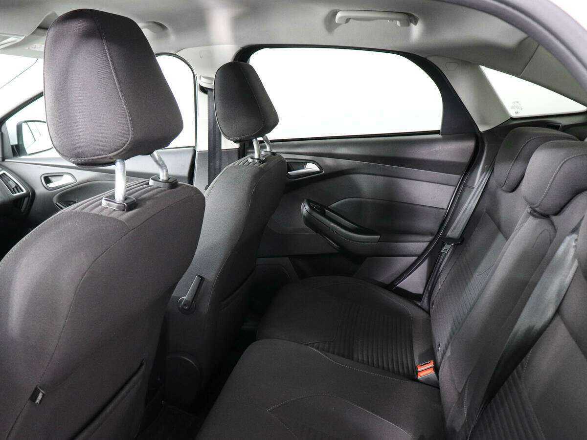 Форд Фокус б/у, 2015, Автоматическая. Фото: #10