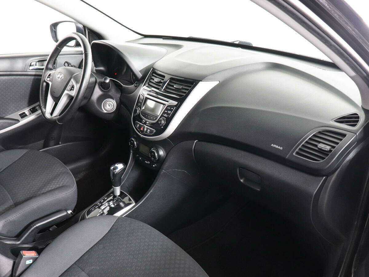 Хендай Солярис б/у, 2012, Автоматическая. Фото: #5