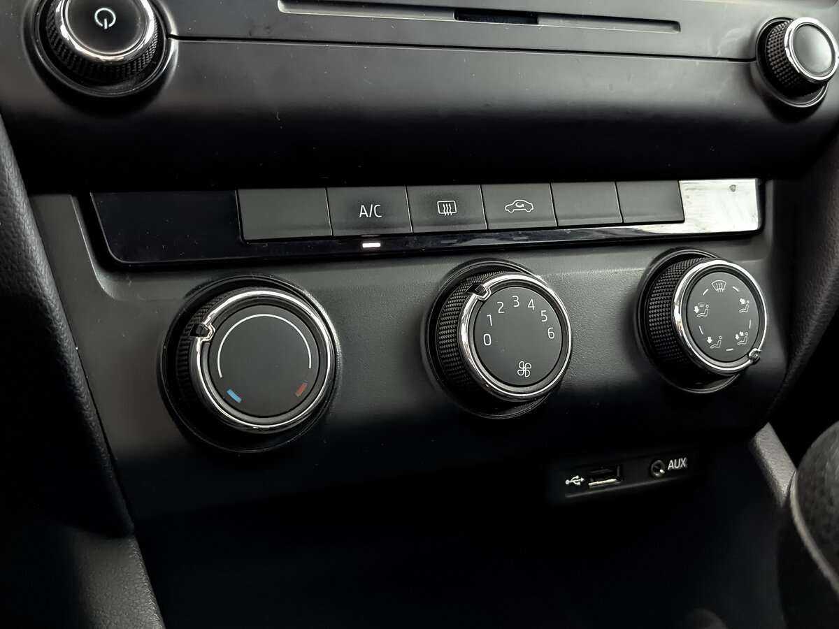 Шкода Октавия б/у, 2015, Механическая. Фото: #16