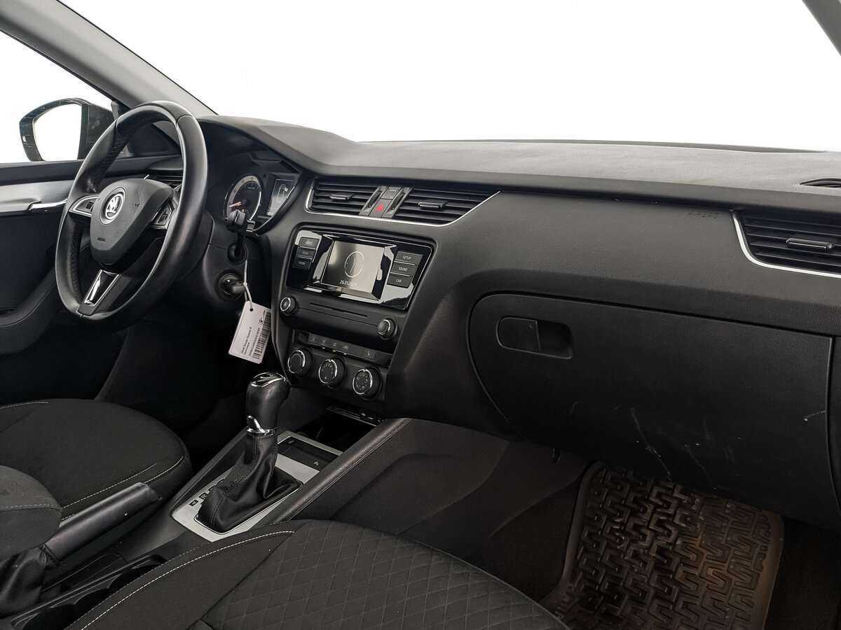 Шкода Октавия б/у, 2016, Роботизированная. Фото: #12