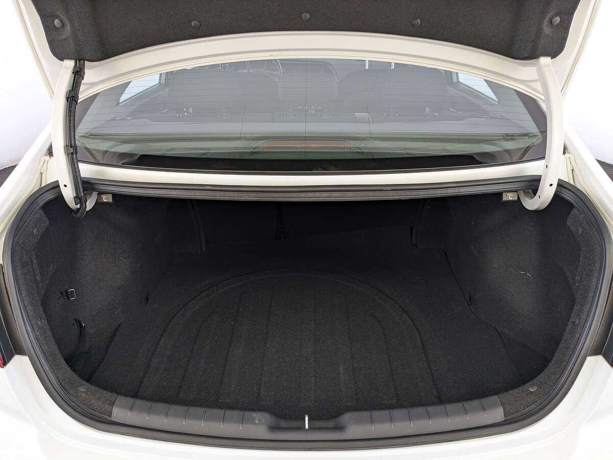 Хендай Елантра б/у, 2020, Автоматическая. Фото: #9