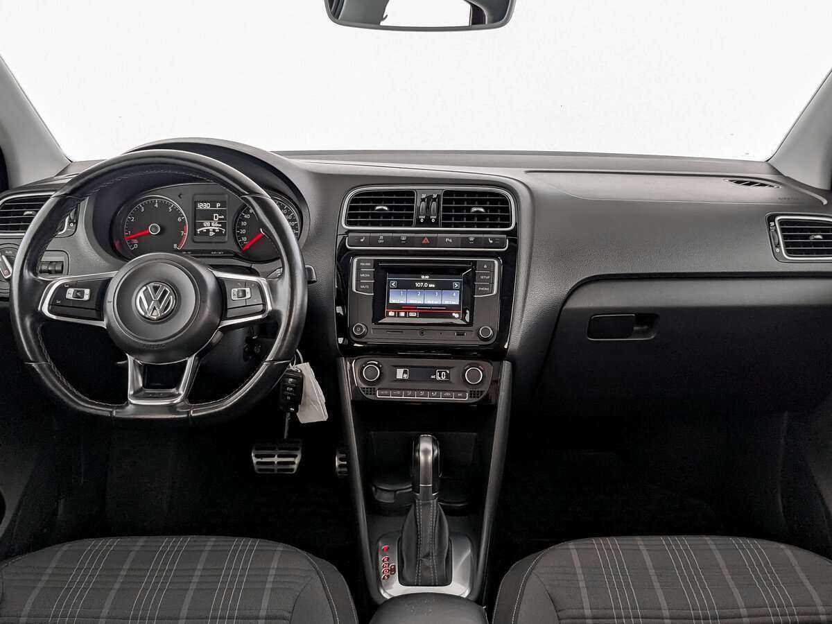 Фольксваген Поло б/у, 2017, Роботизированная. Фото: #11