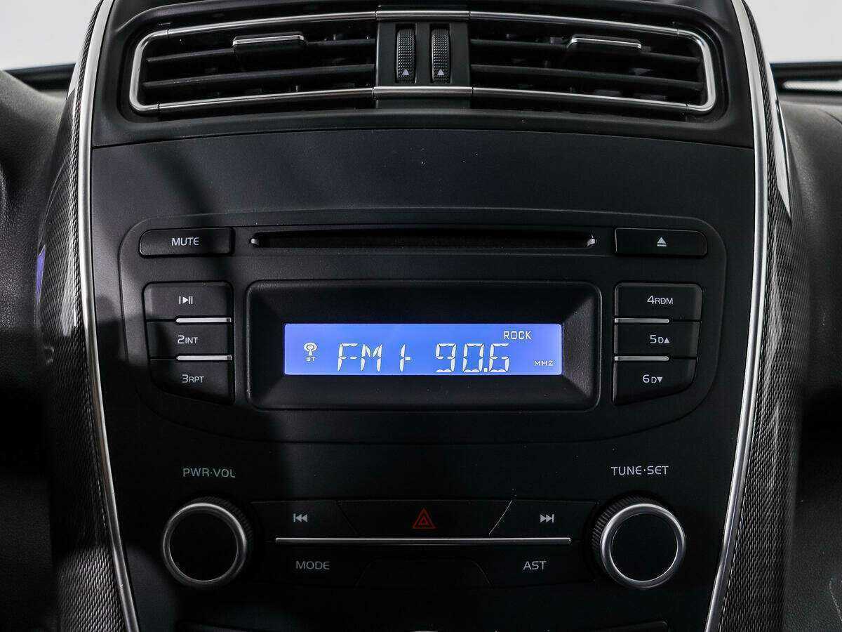 Лифан Икс60 б/у, 2017, Механическая. Фото: #12