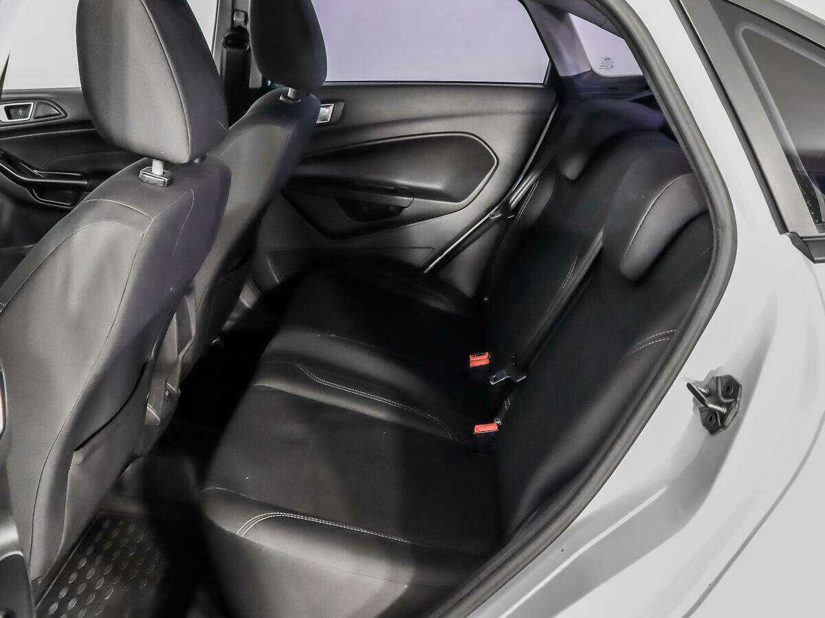 Форд Фиеста б/у, 2015, Роботизированная. Фото: #8