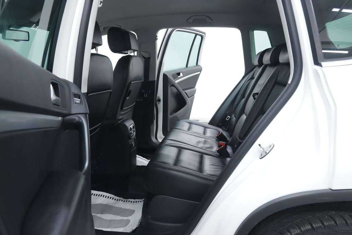 Фольксваген Тигуан б/у, 2015, Автоматическая. Фото: #18