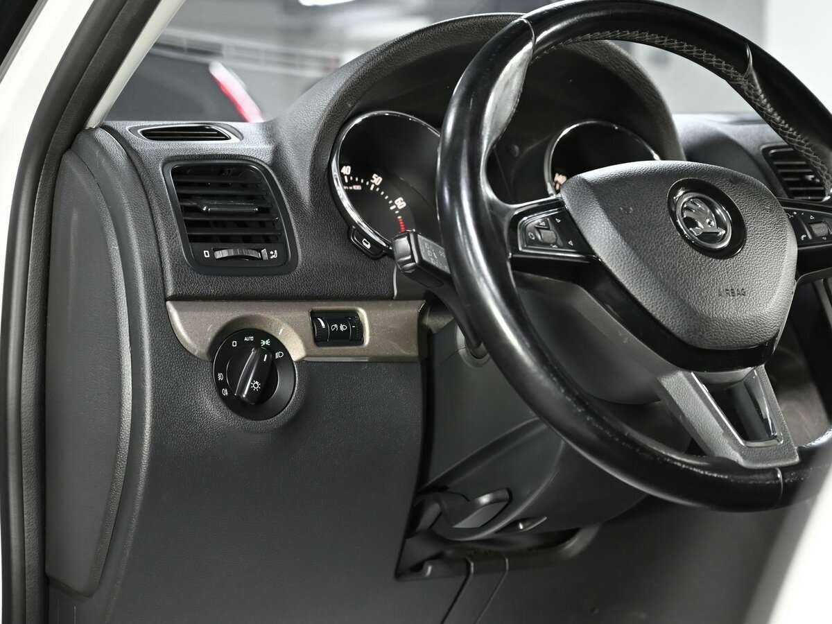 Шкода Йети б/у, 2014, Роботизированная. Фото: #4