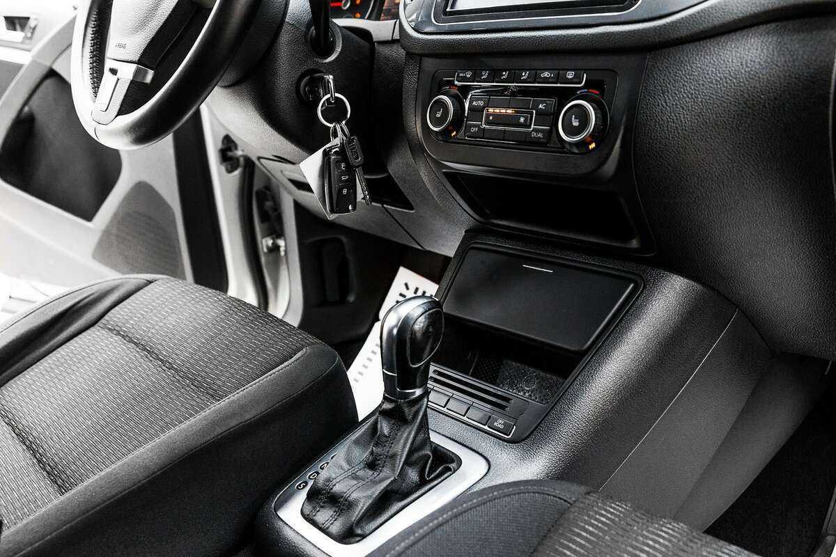 Фольксваген Тигуан б/у, 2012, Автоматическая. Фото: #9