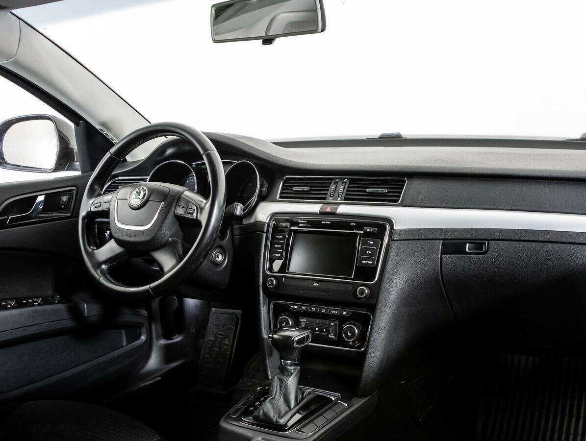 Шкода Суперб б/у, 2012, Автоматическая. Фото: #8