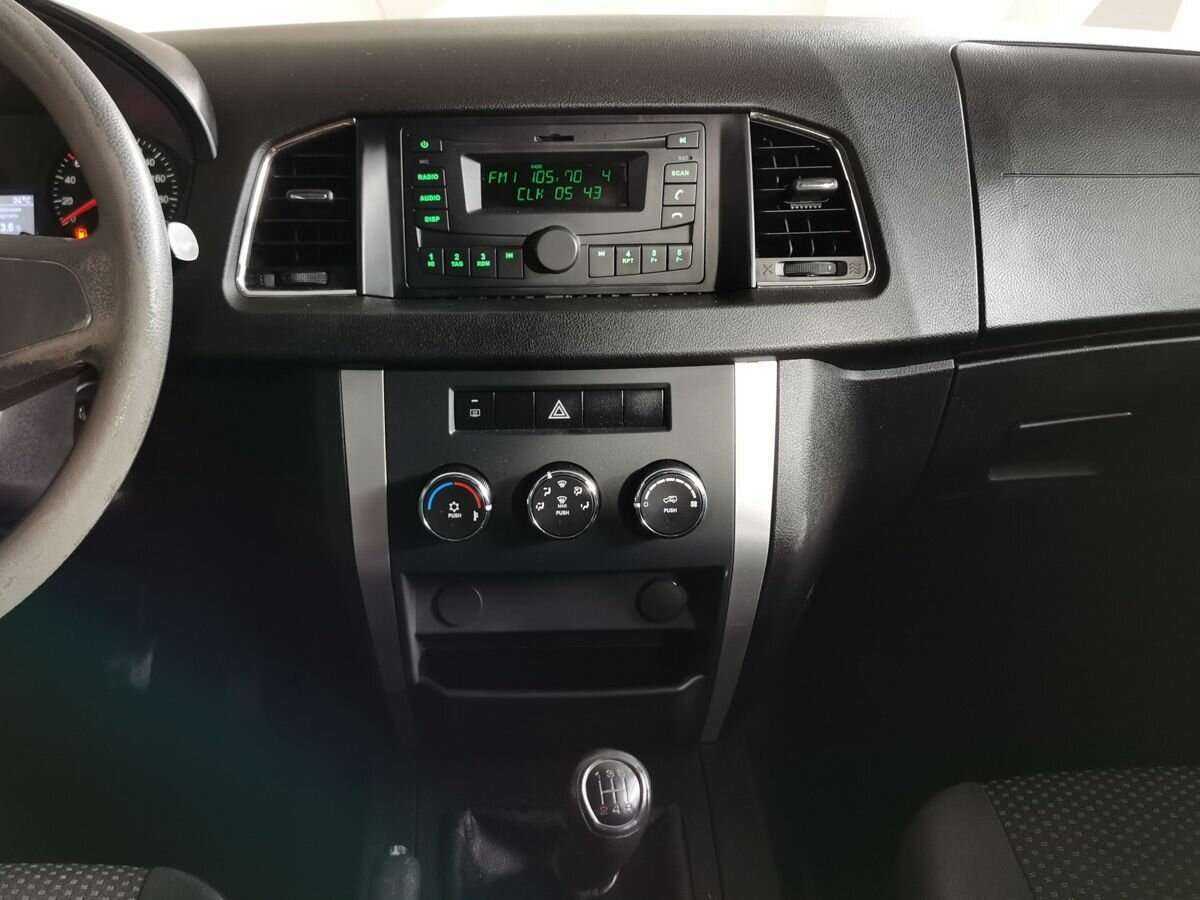 УАЗ Патриот б/у, 2016, Механическая. Фото: #9