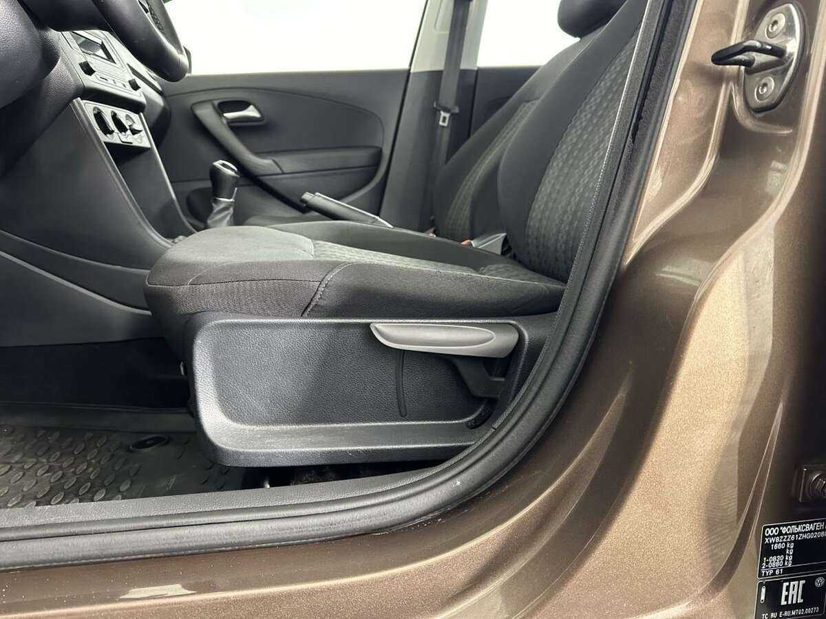 Фольксваген Поло б/у, 2016, Механическая. Фото: #9