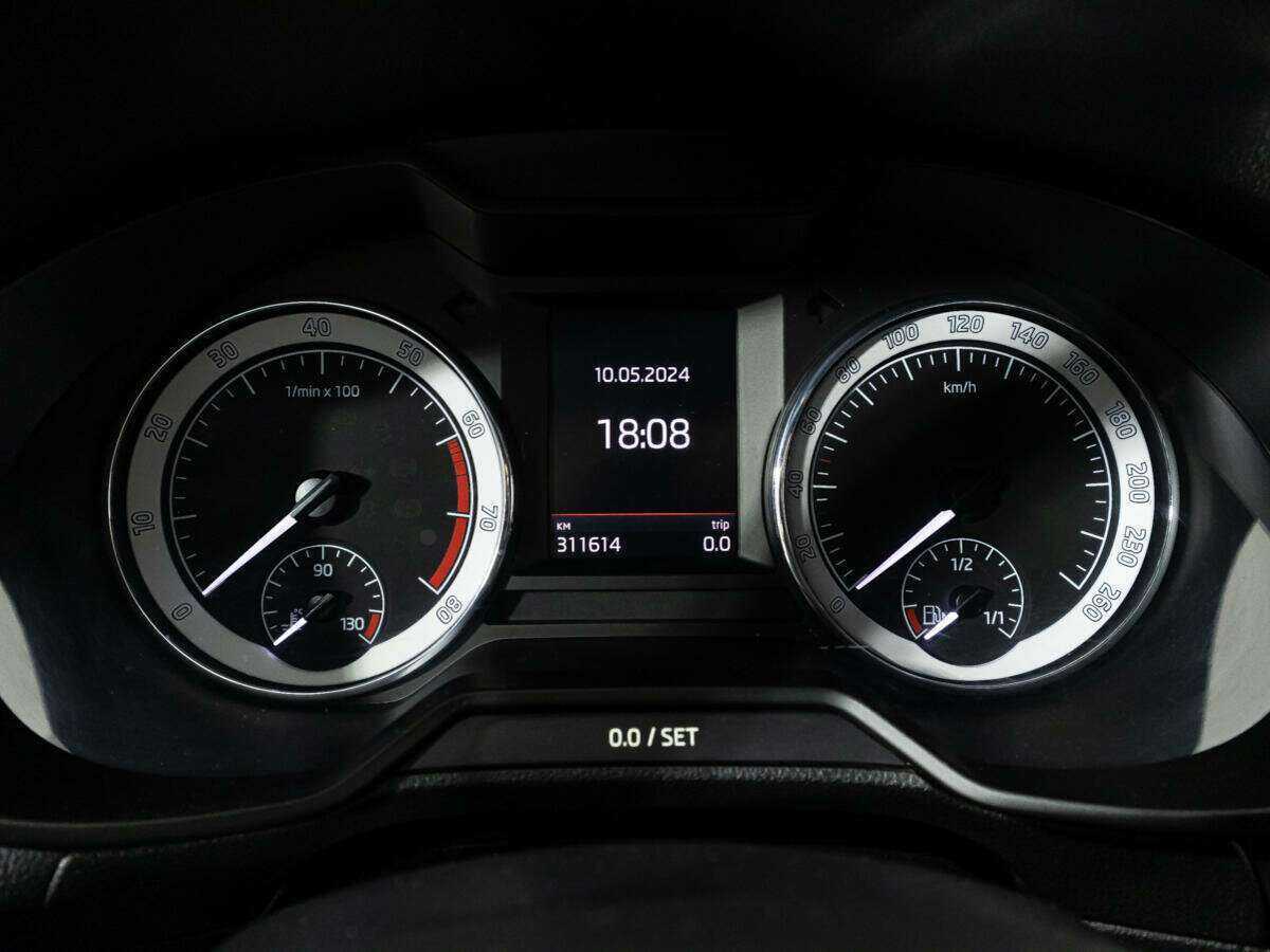 Шкода Октавия б/у, 2018, Механическая. Фото: #11