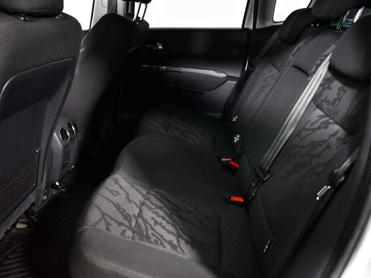 Пежо 3008 б/у, 2012, Механическая. Фото: #9