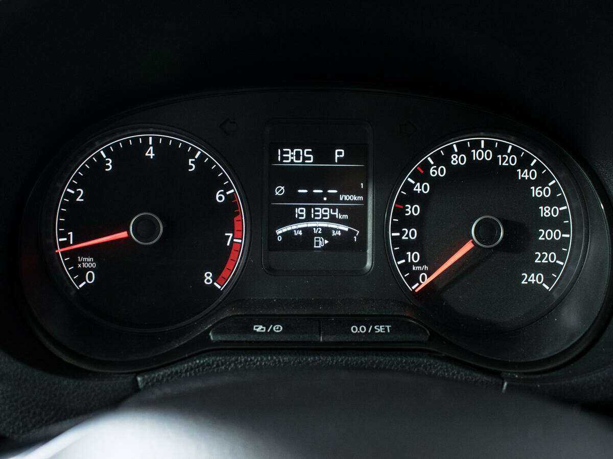 Фольксваген Поло б/у, 2015, Автоматическая. Фото: #10