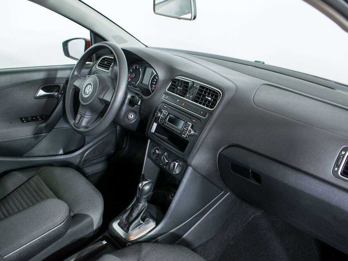 Фольксваген Поло б/у, 2012, Роботизированная. Фото: #8