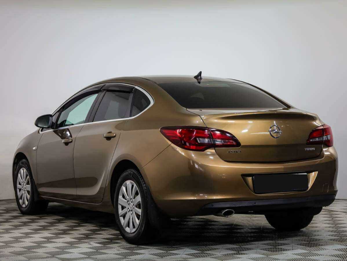 Опель Астра б/у, 2015, Автоматическая. Фото: #5