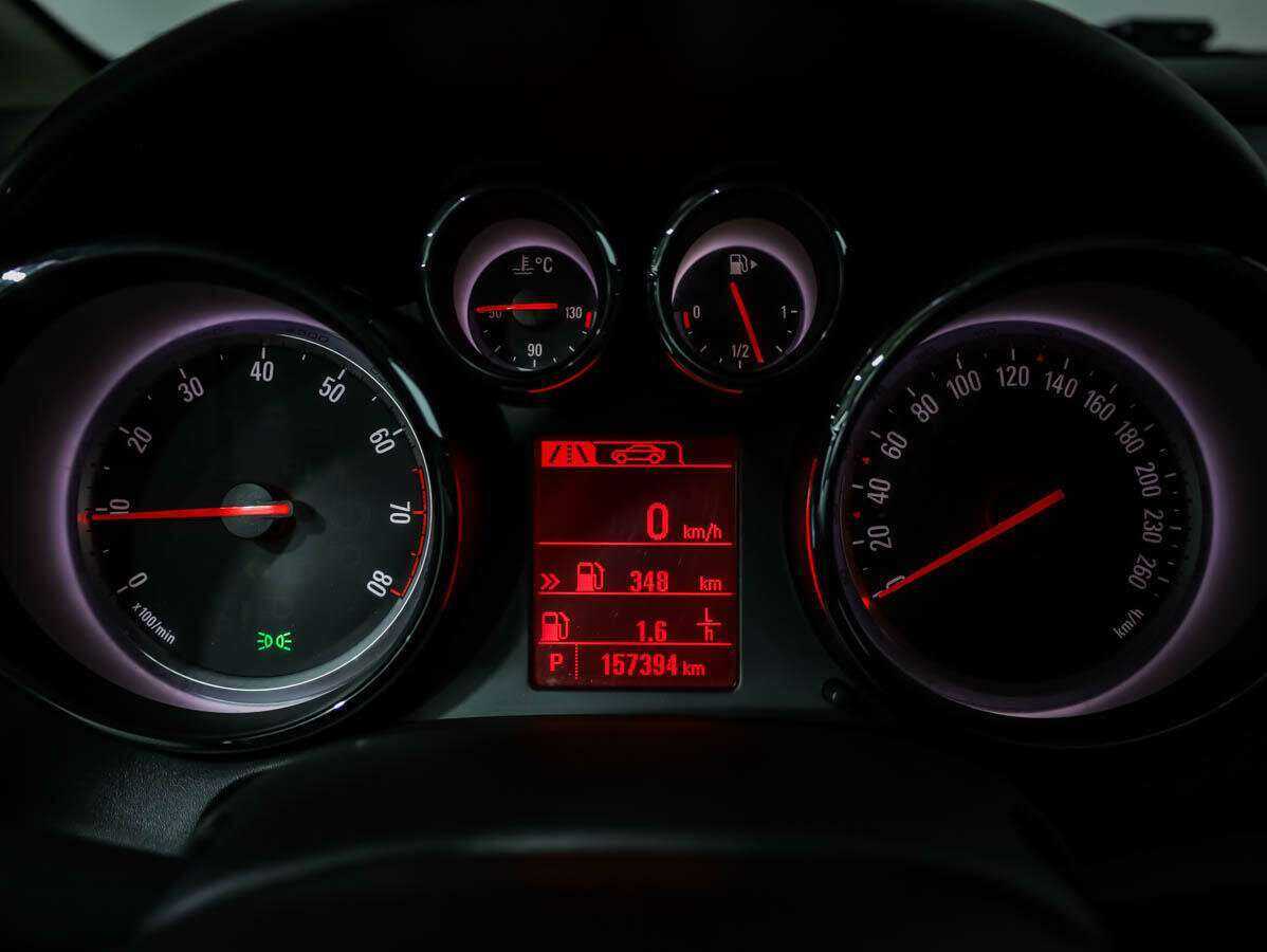 Опель Астра б/у, 2015, Автоматическая. Фото: #16