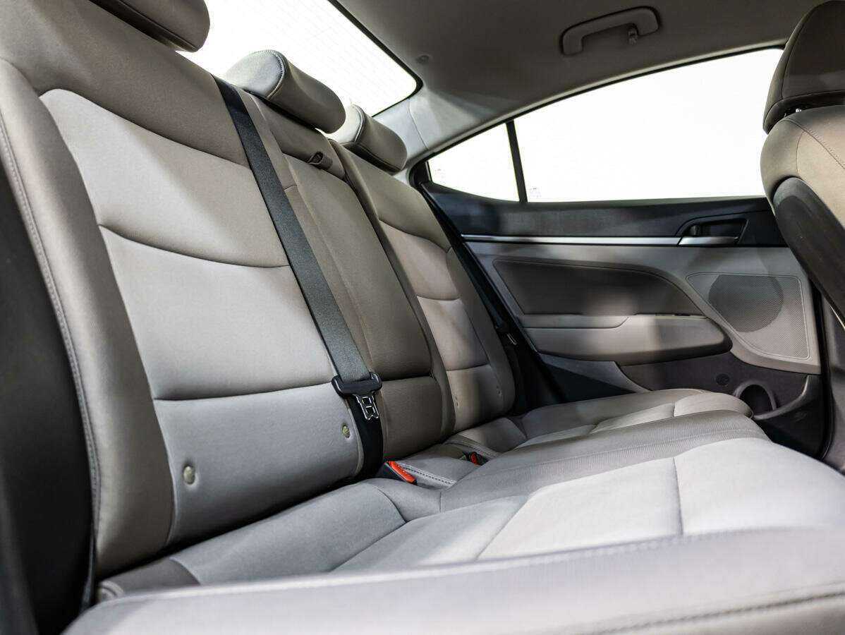 Хендай Елантра б/у, 2018, Автоматическая. Фото: #11