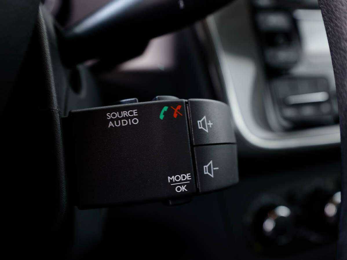 Рено Логан б/у, 2020, Механическая. Фото: #15