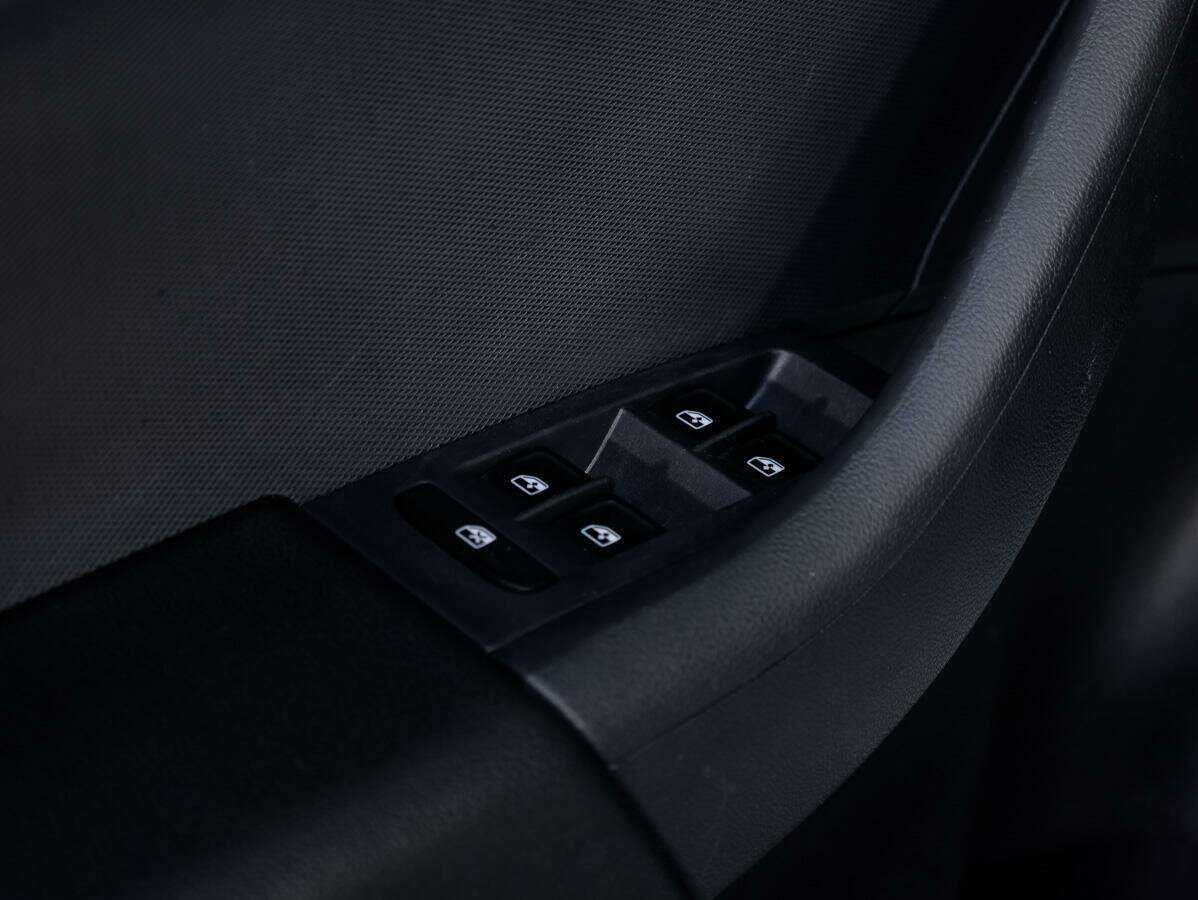 Шкода Рапид б/у, 2015, Роботизированная. Фото: #18