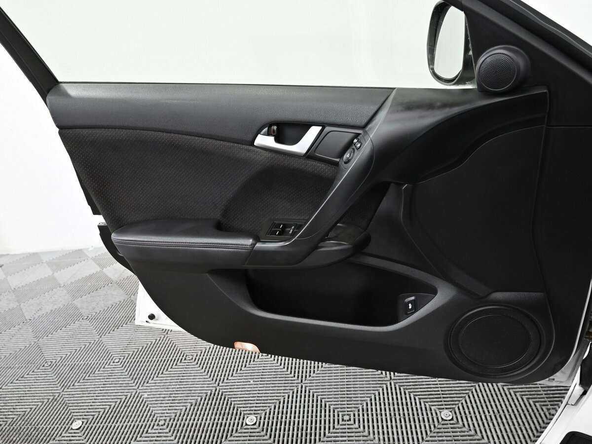 Хонда Аккорд б/у, 2012, Автоматическая. Фото: #8