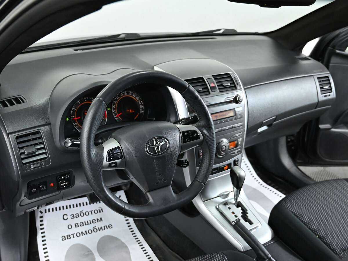 Тойота Королла б/у, 2013, Автоматическая. Фото: #7