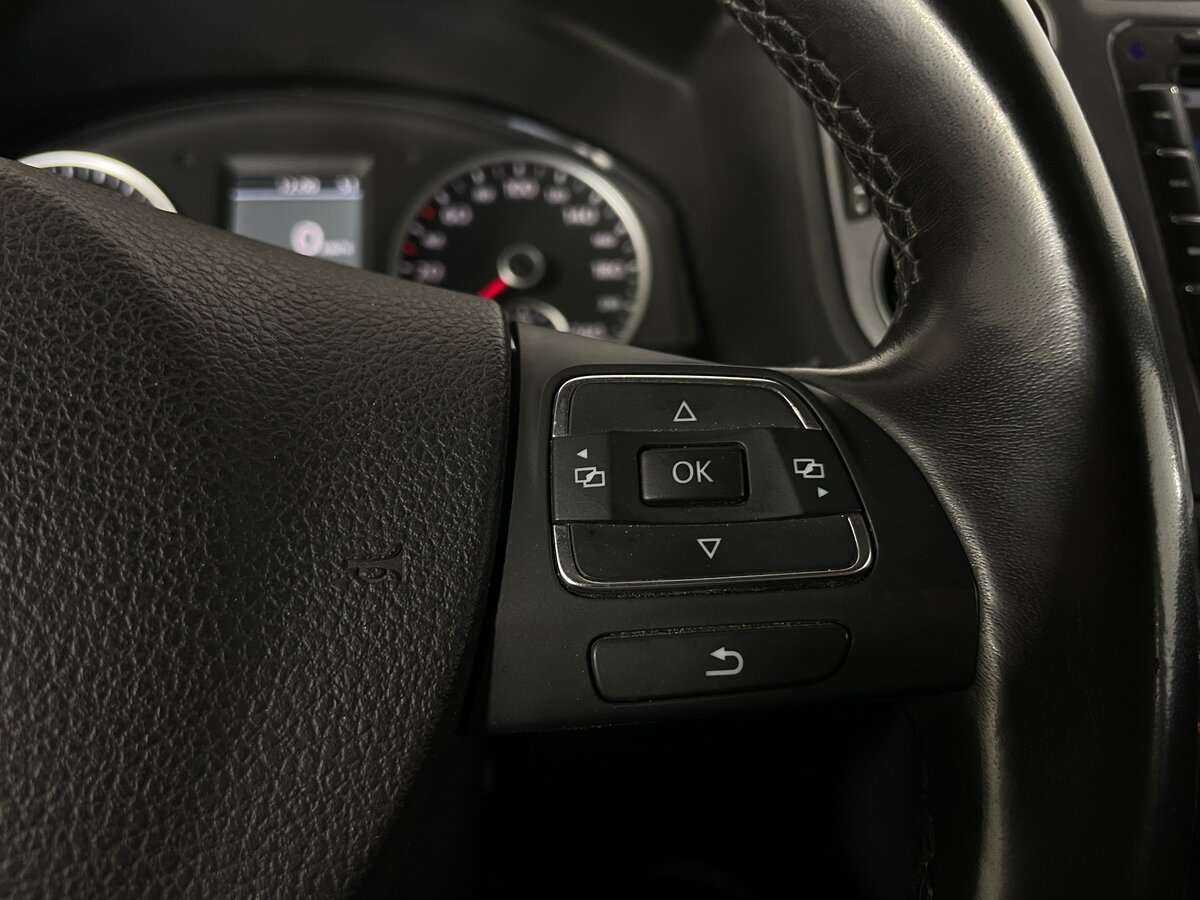 Фольксваген Тигуан б/у, 2013, Автоматическая. Фото: #15