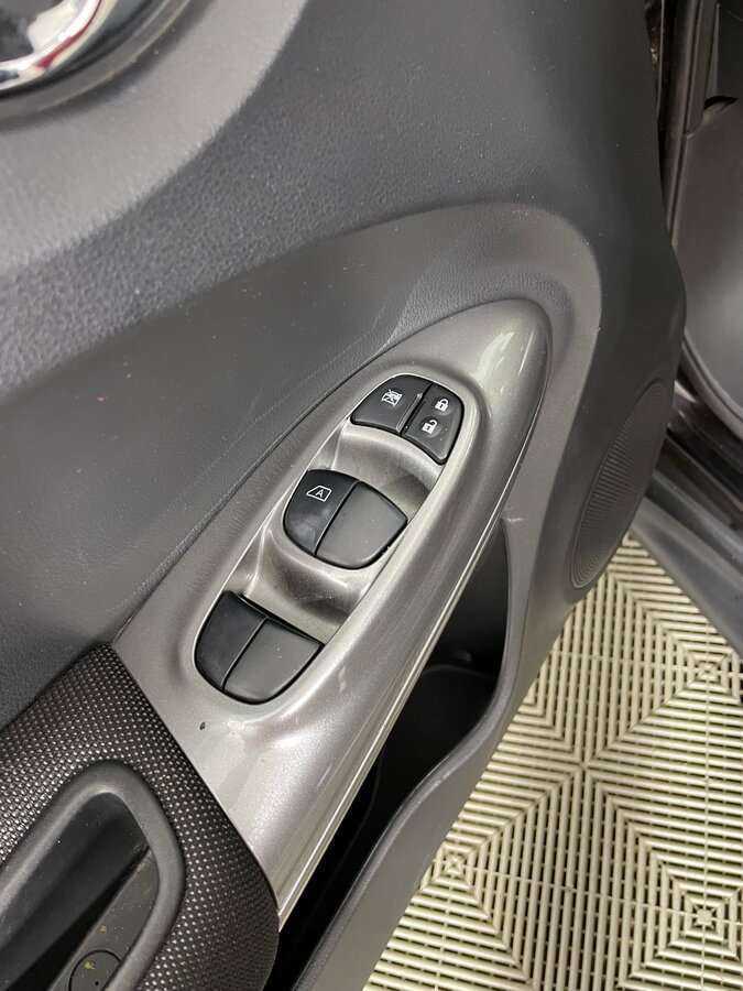 Ниссан Жук б/у, 2012, Вариатор. Фото: #16