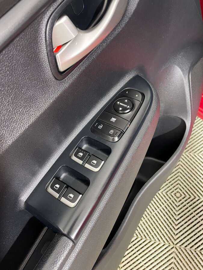 Киа Рио б/у, 2019, Автоматическая. Фото: #19