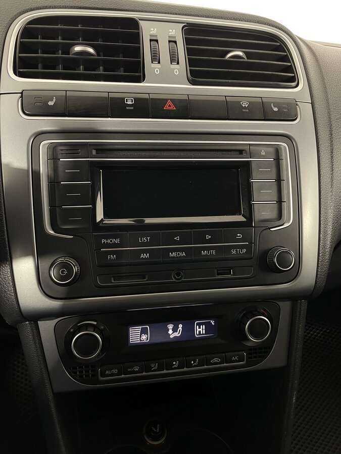 Фольксваген Поло б/у, 2016, Автоматическая. Фото: #14