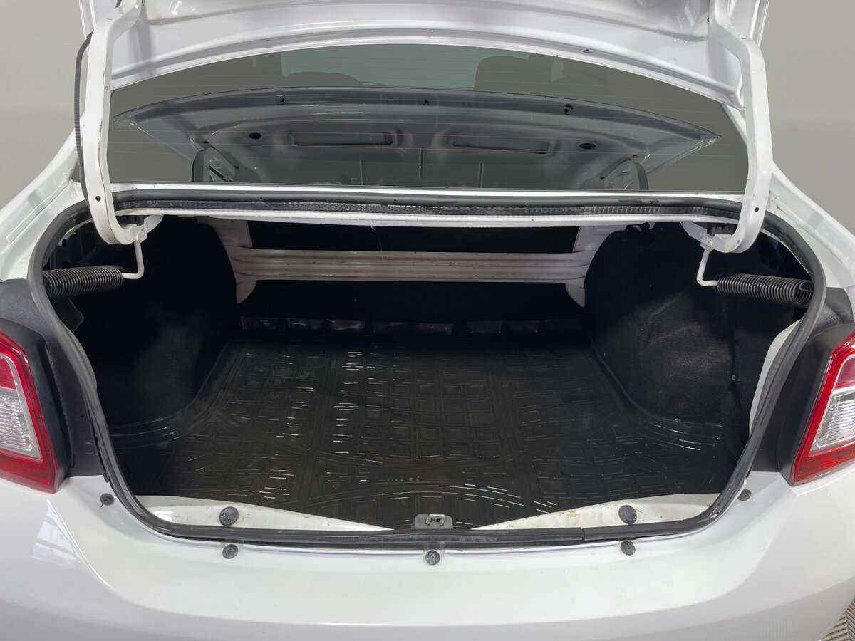 Рено Логан б/у, 2014, Механическая. Фото: #9