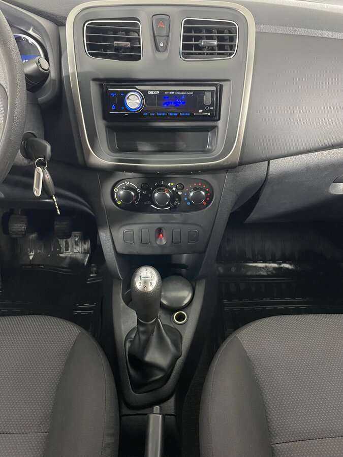 Рено Логан б/у, 2014, Механическая. Фото: #15