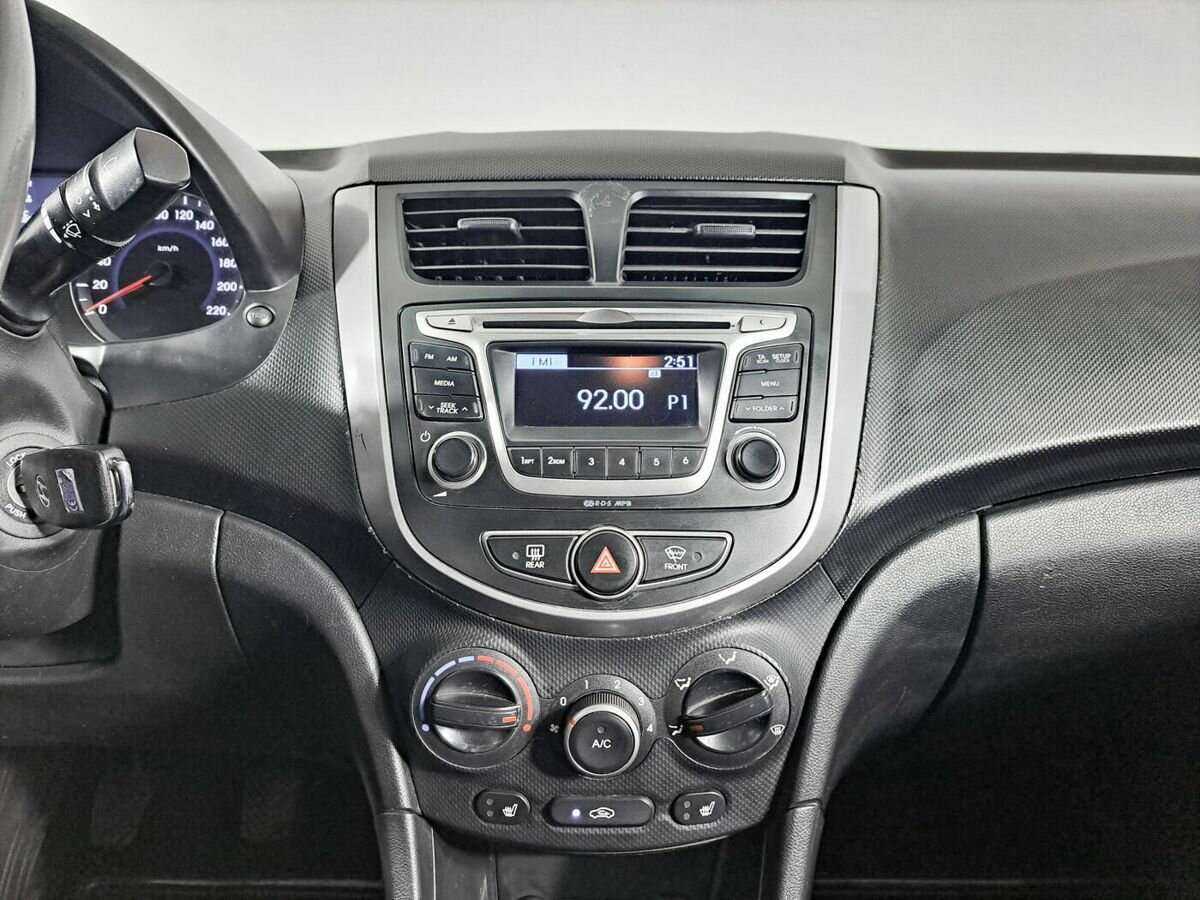 Хендай Солярис б/у, 2014, Механическая. Фото: #11