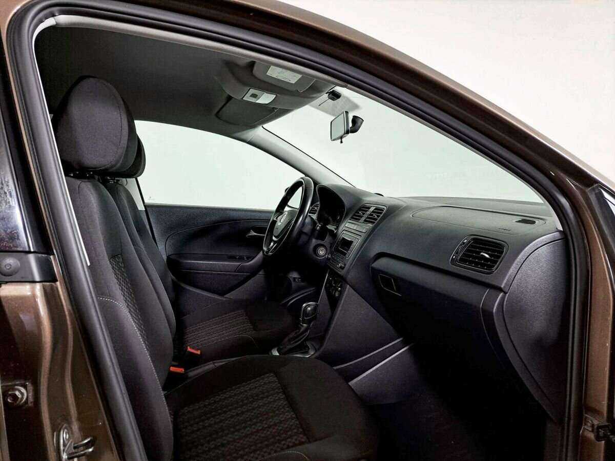 Фольксваген Поло б/у, 2016, Автоматическая. Фото: #8