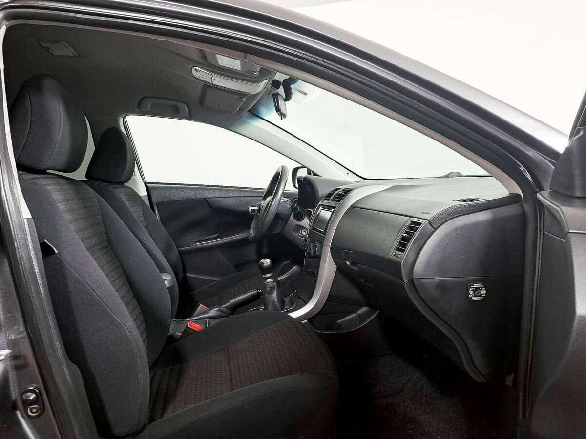 Тойота Королла б/у, 2012, Механическая. Фото: #8