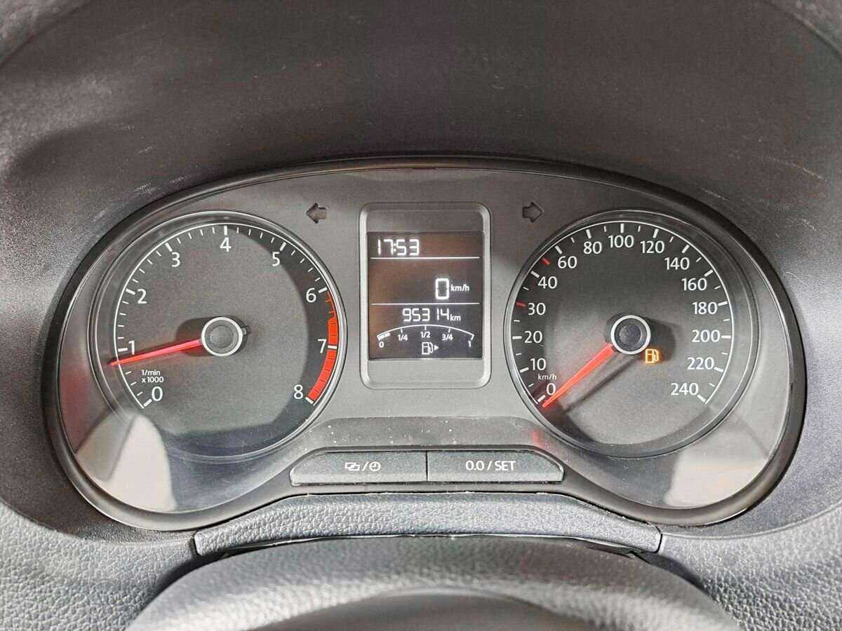 Фольксваген Поло б/у, 2018, Механическая. Фото: #9